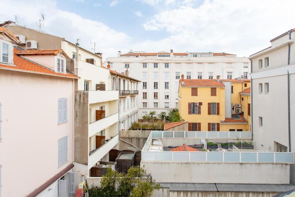 C16 - 2 Bdr Rue Antibes 4 Min Palais Festivals - Ac & Terrace Apartment Cannes Exterior photo
