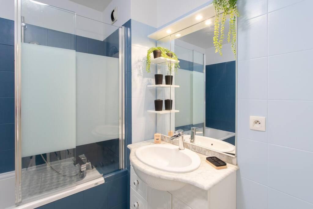 C16 - 2 Bdr Rue Antibes 4 Min Palais Festivals - Ac & Terrace Apartment Cannes Exterior photo